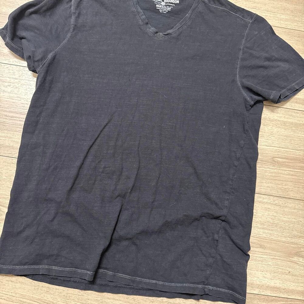 Michael-brandon Men's Black and Navy T-shirt